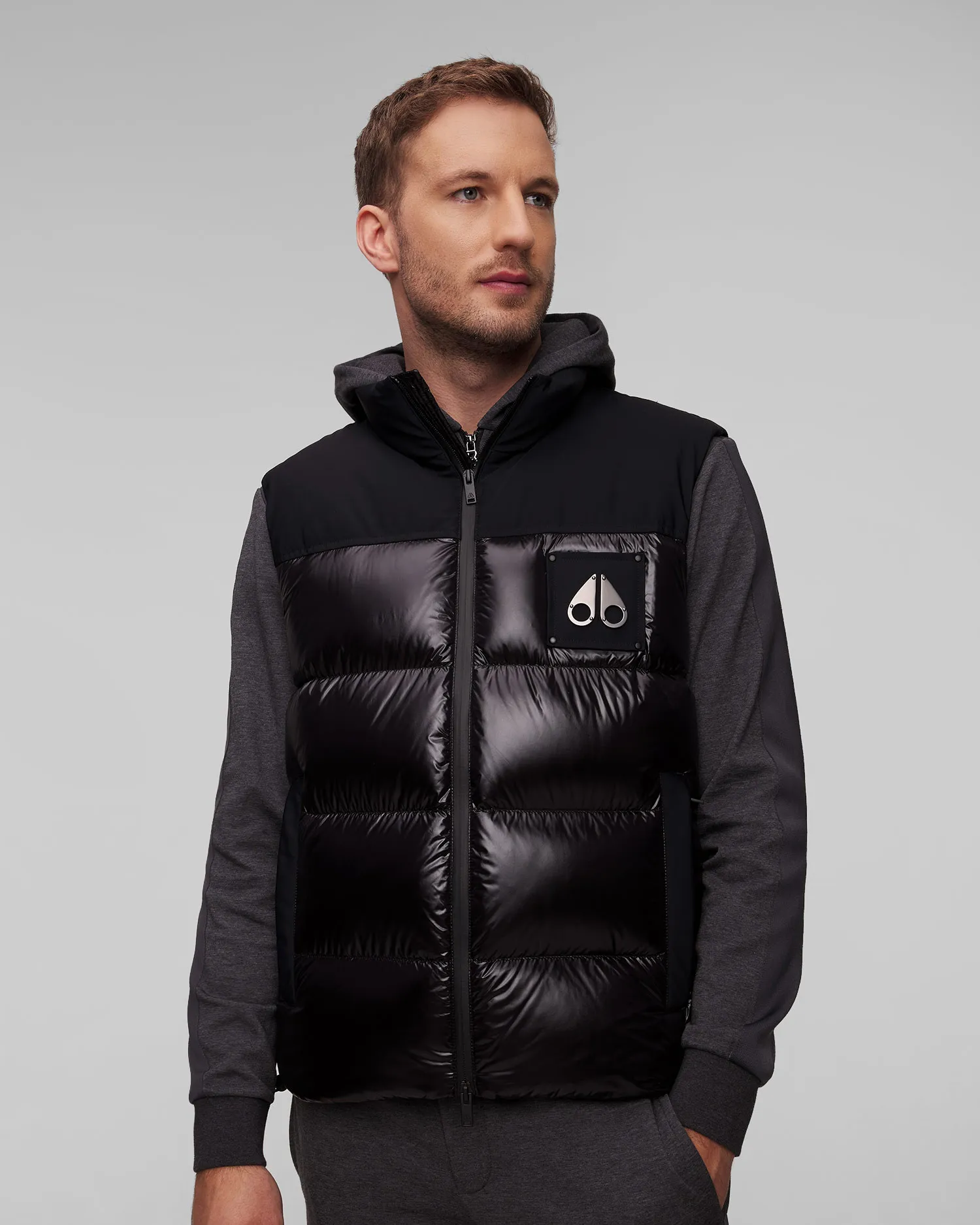 Gilet nero con piumino da uomo Moose Knuckles Victory Peak Vest M34MV482-292