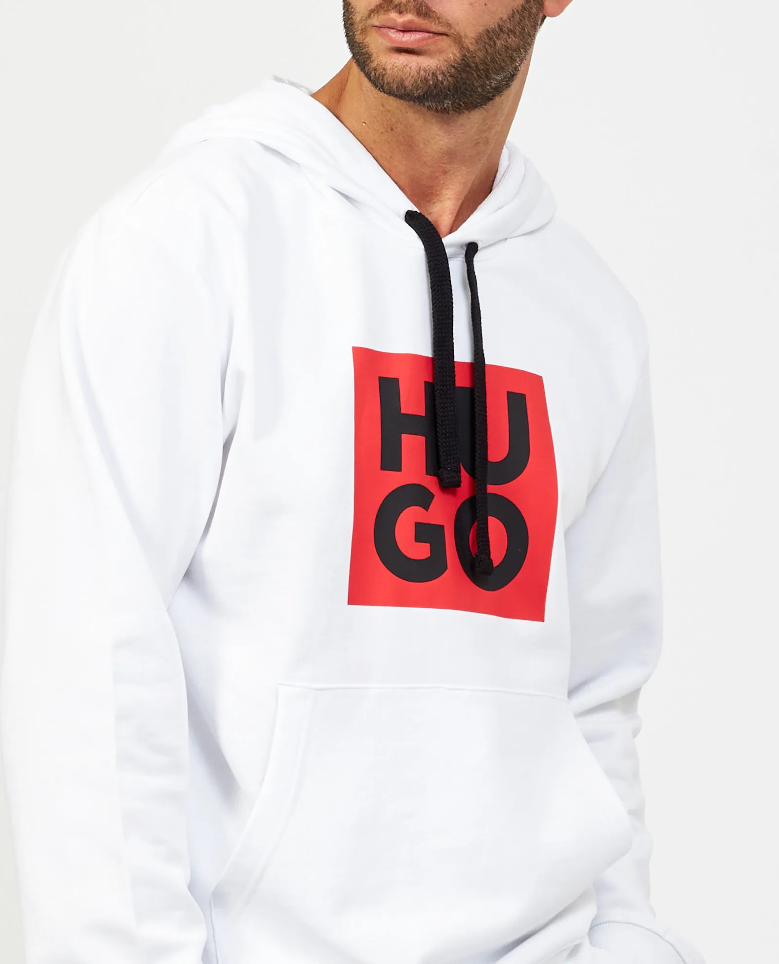 OutletHUGO      Felpa Hugo con cappuccio e logo scomposto