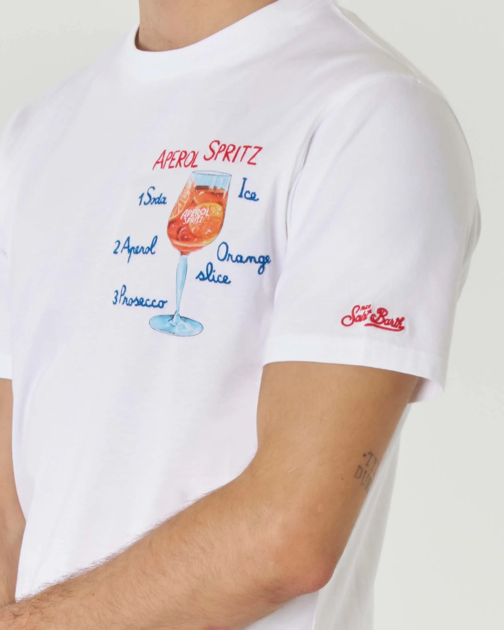 T-shirt bianca mezza manica in cotone con stampa spritz e ingredienti sul petto