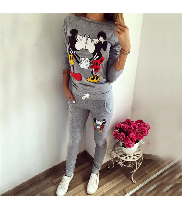 Tuta felpa mickey kisses
