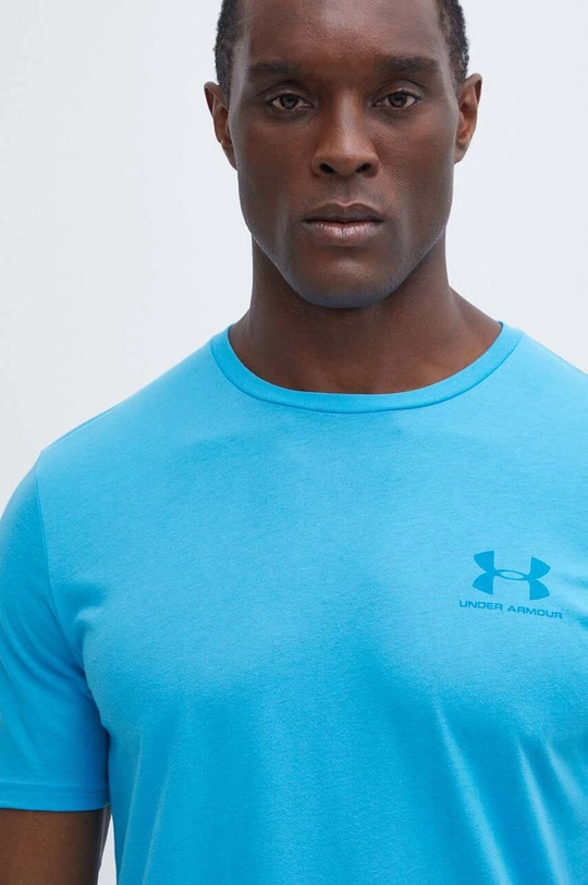 Under Armour t-shirt