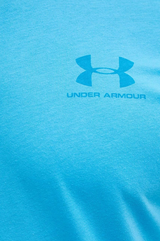 Under Armour t-shirt